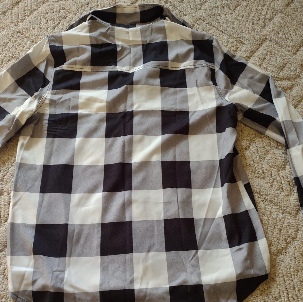 Black & White Buffalo Plaid (NIB) - Picture 6 of 16